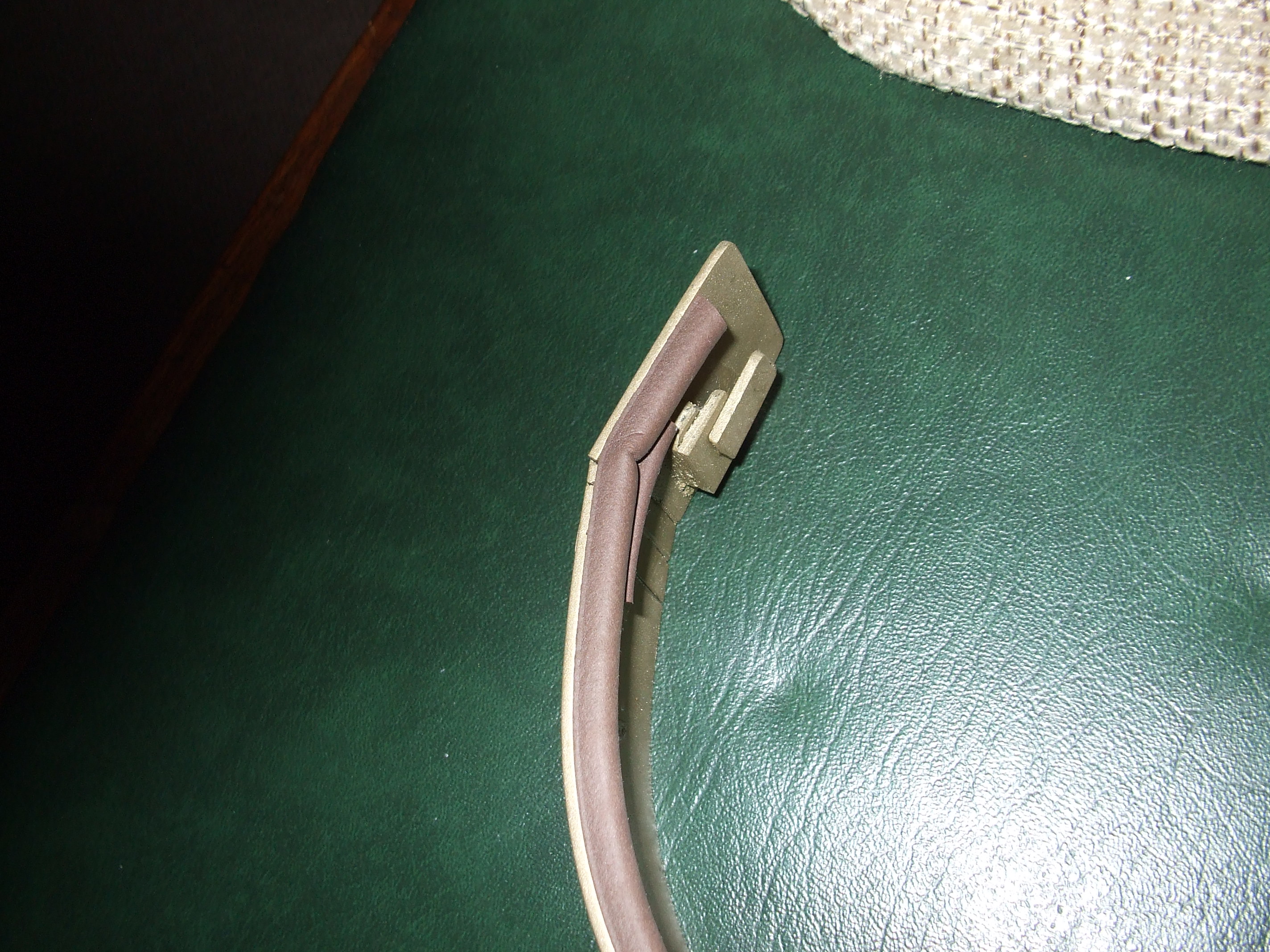 Smiths heater vent closer 3.JPG