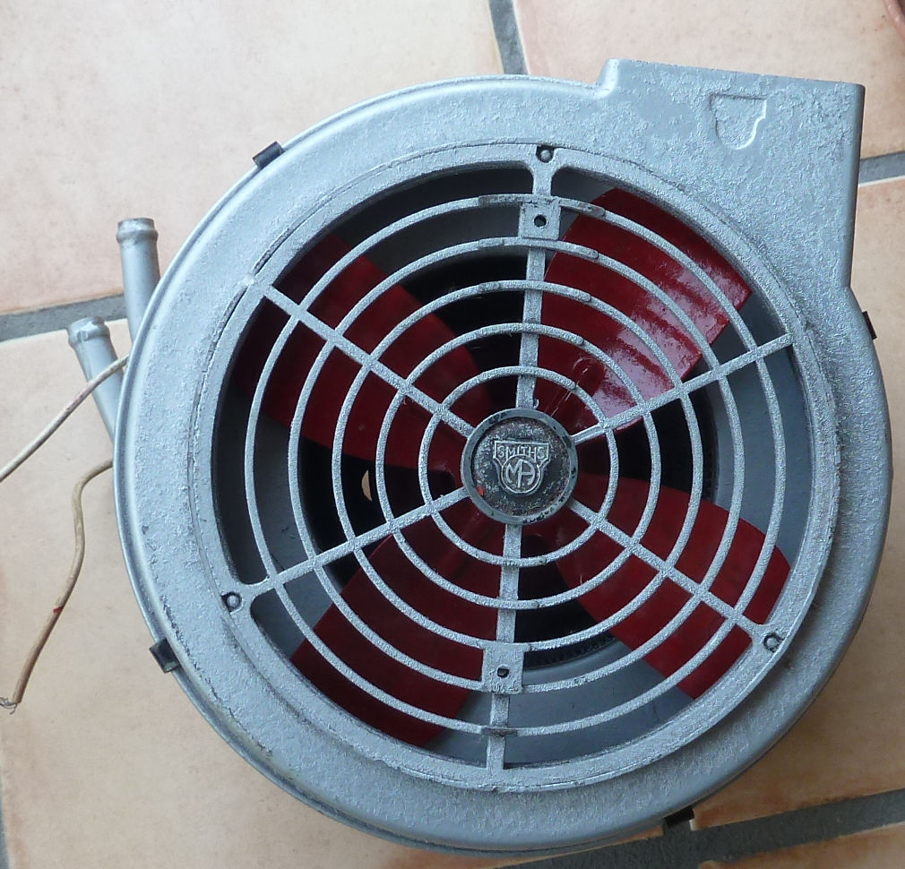 Smiths_round_heater_2.jpg