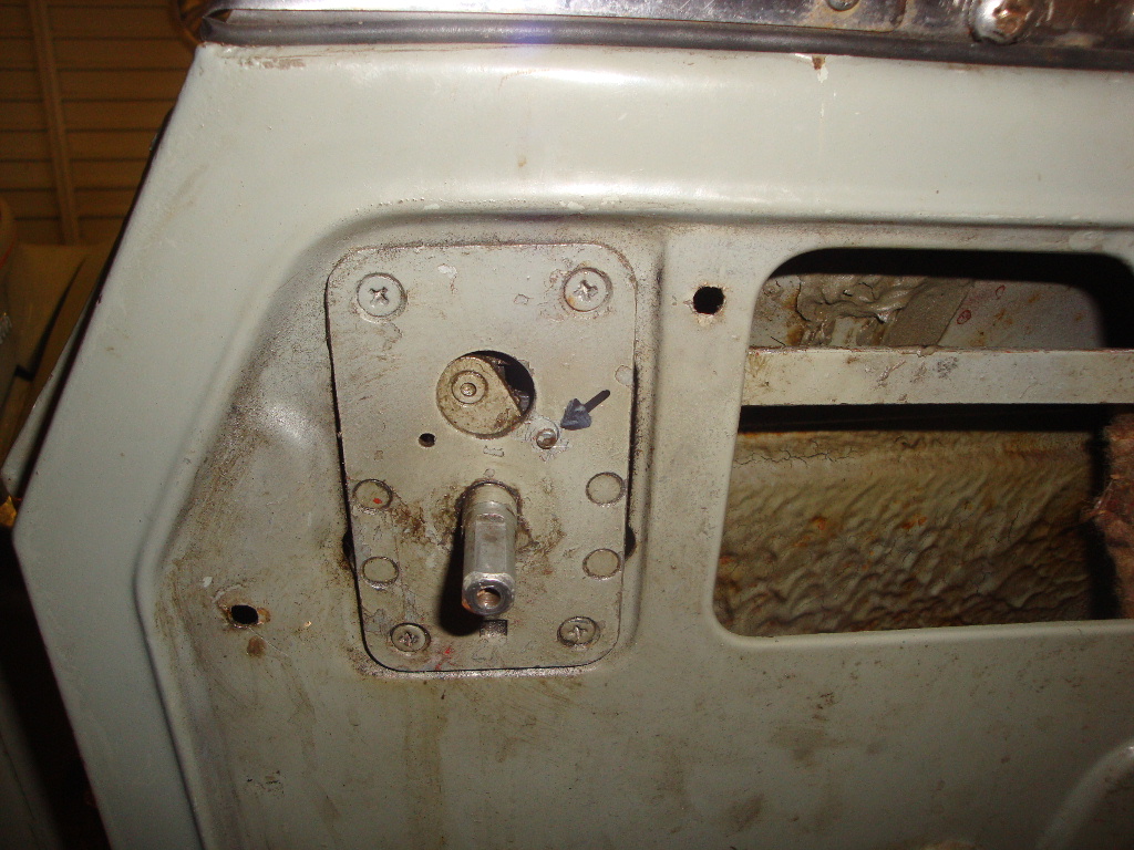 2020_0216frdoorlock.JPG