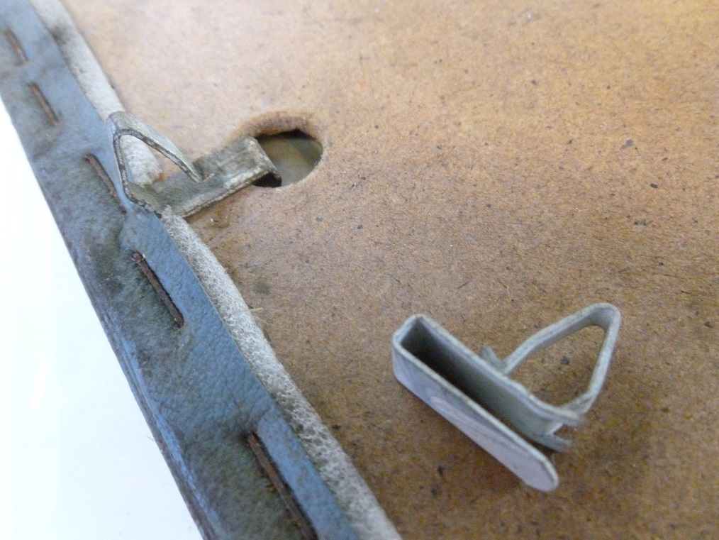 Door trim clip.JPG