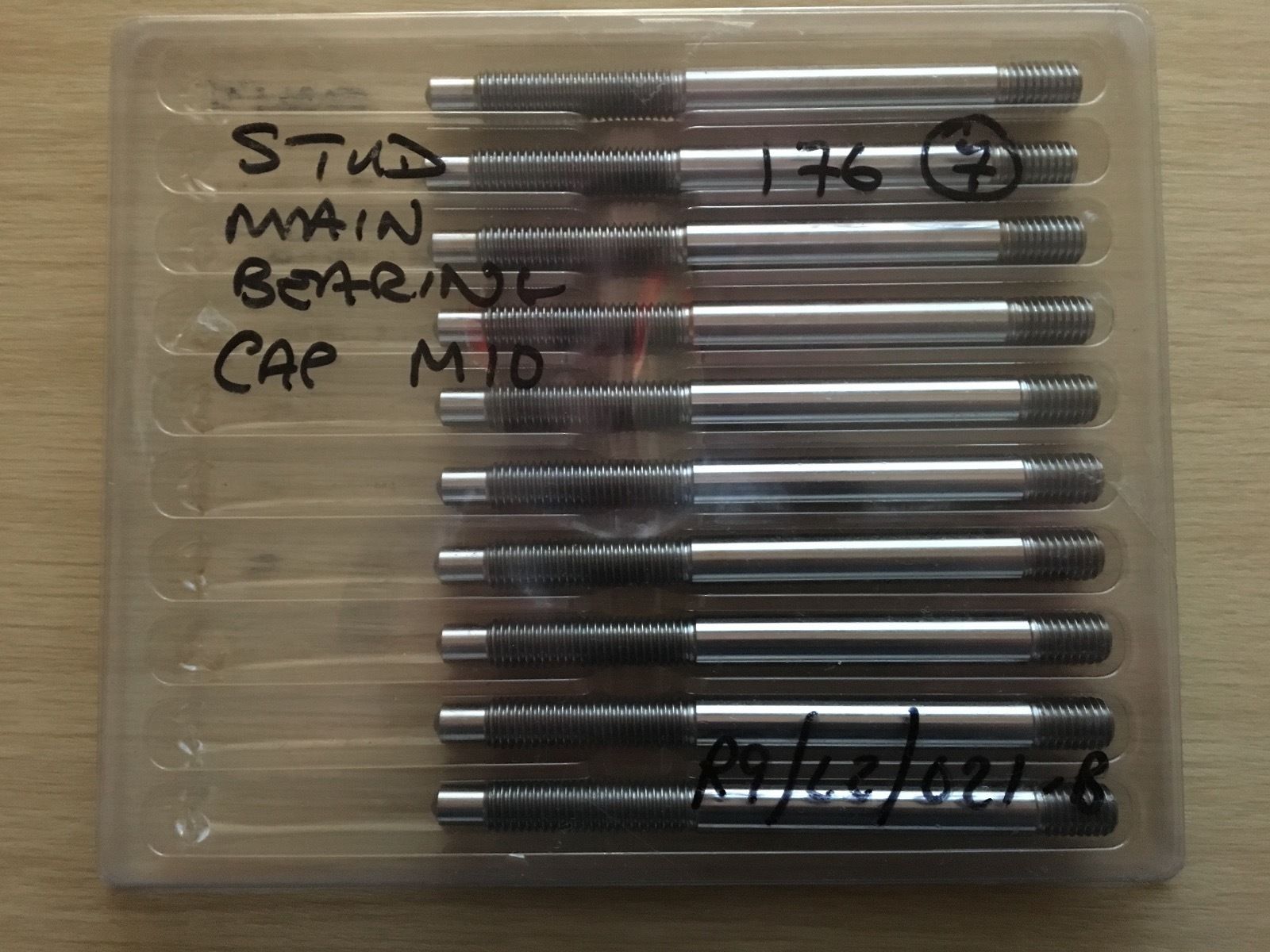 dbr9caps.jpg