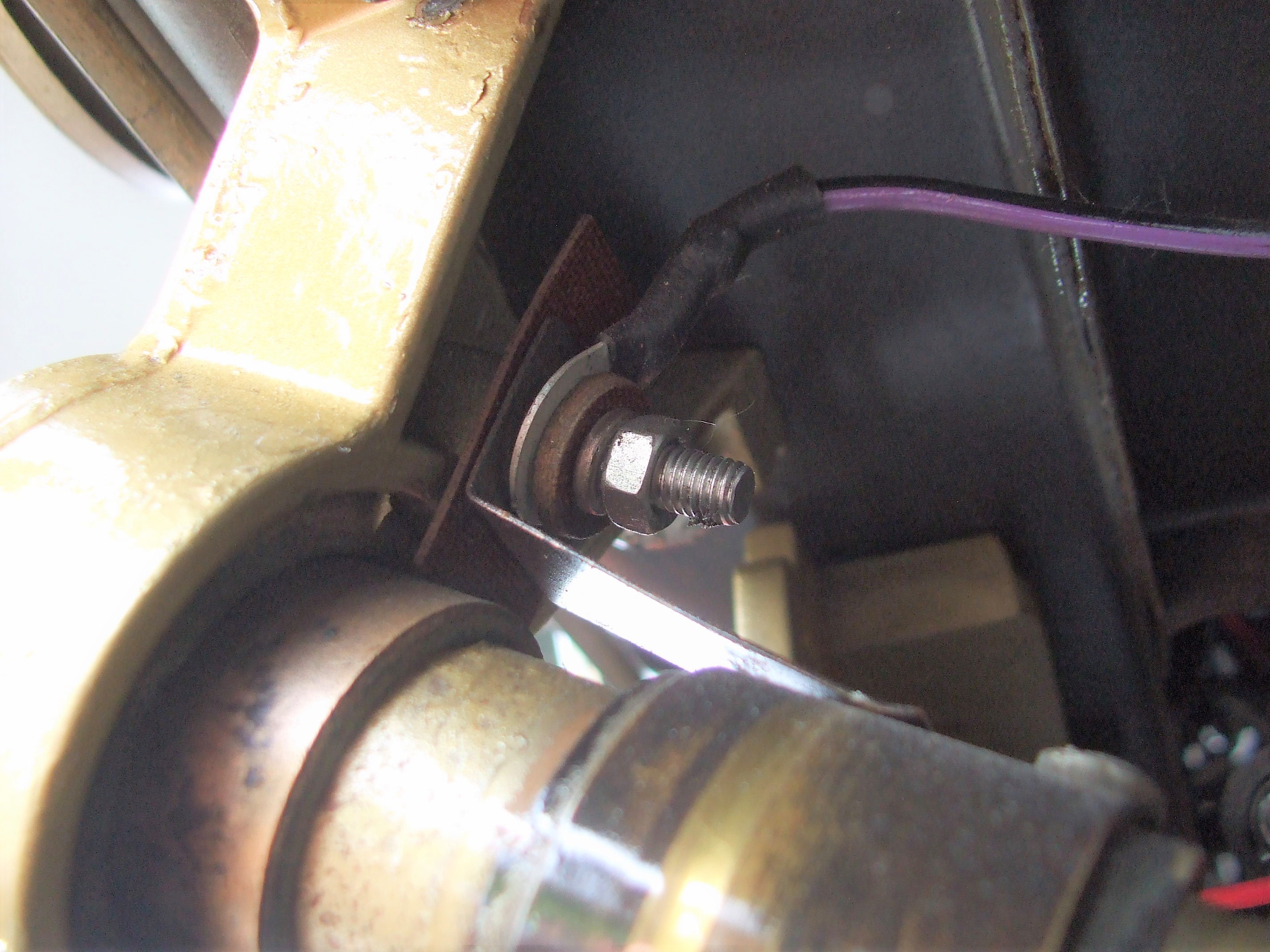 Attachment point of purple Horn wire from loom.JPG