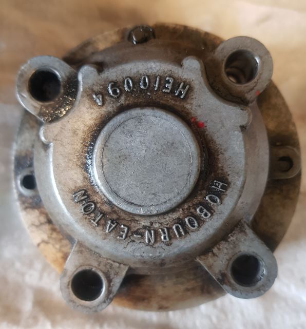 oil pump 4 old.JPG