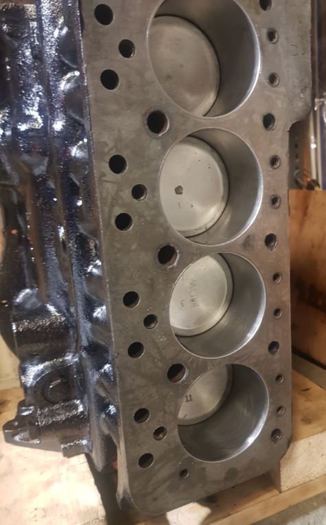 pistons in.JPG
