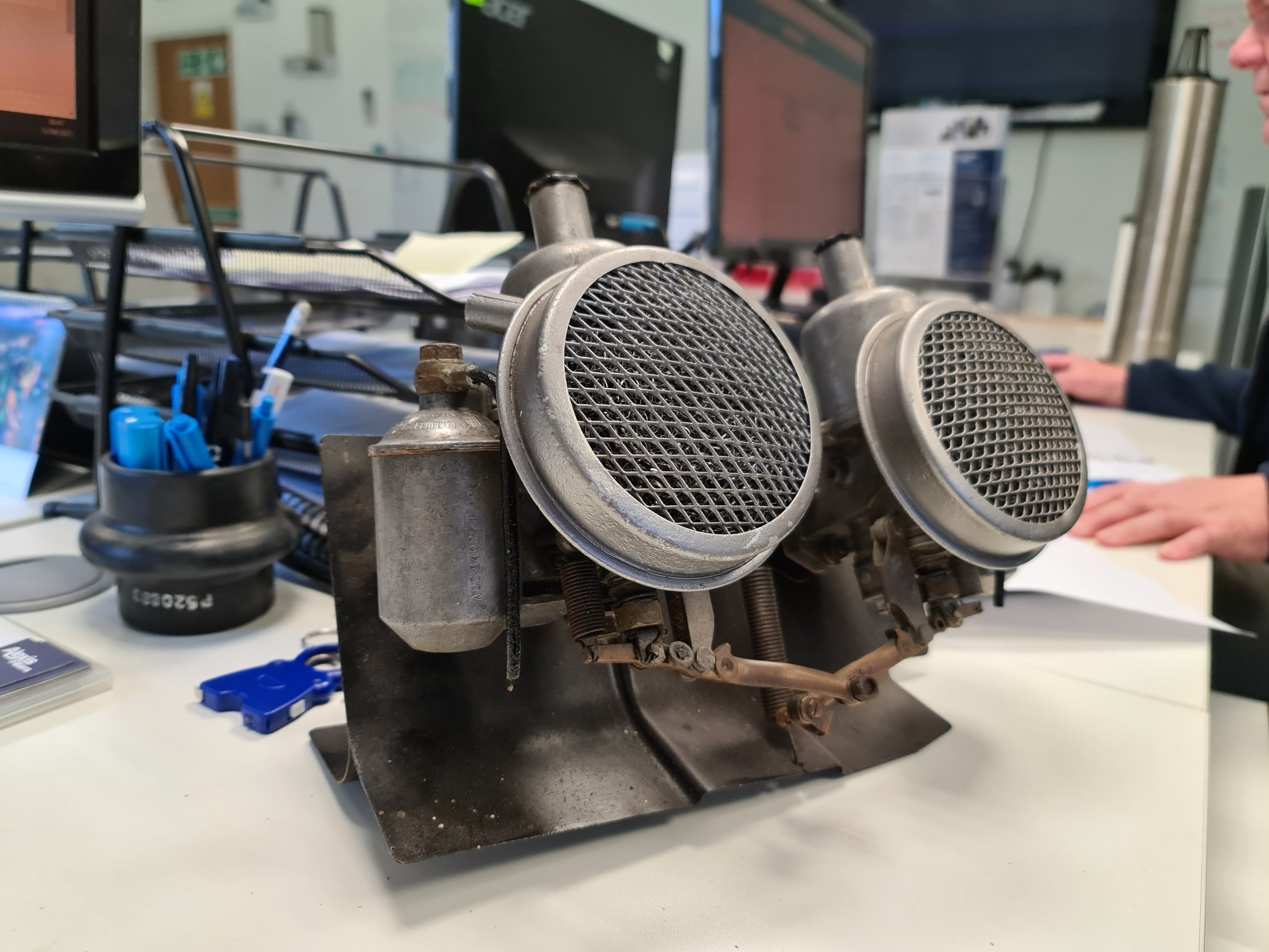 Dual carbs, looking cool!