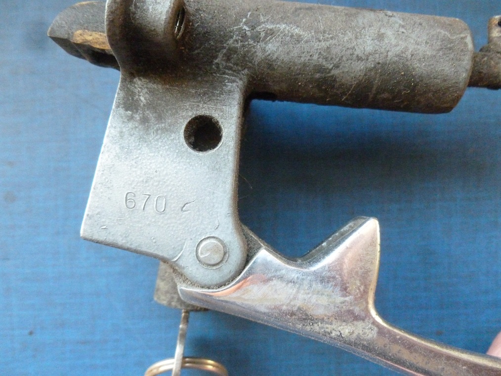 Door handle key number.JPG