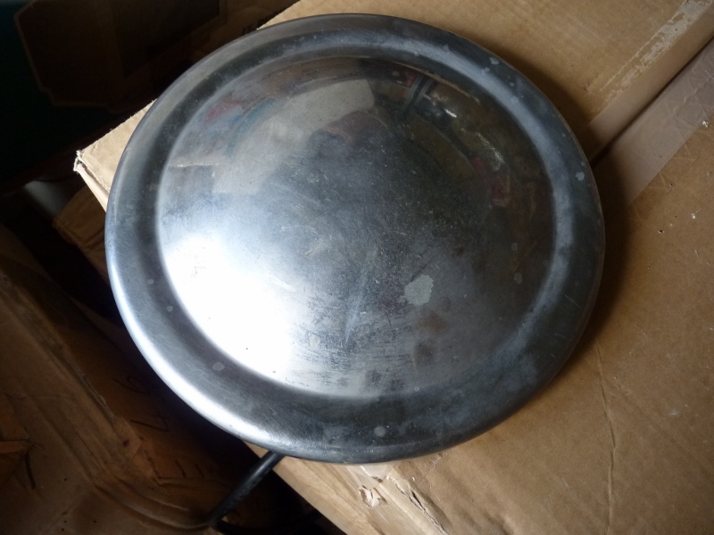 69 LCV Hub cap 1 (800x600).jpg