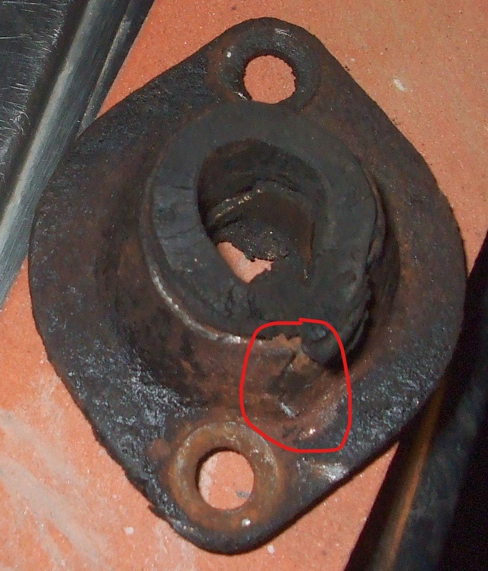 Morris Minor clutch activator linkage failure 3.jpg