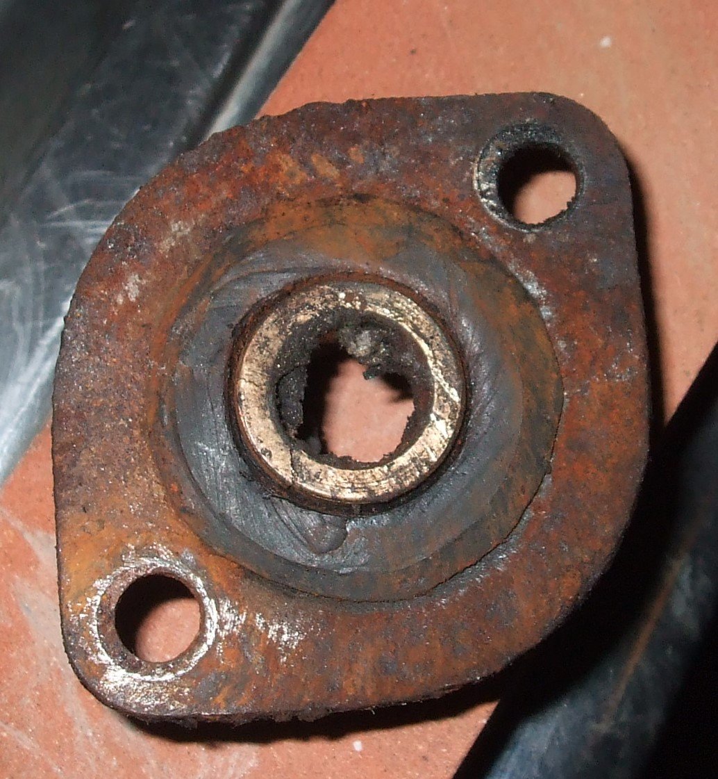 Morris Minor clutch activator linkage failure 4.JPG