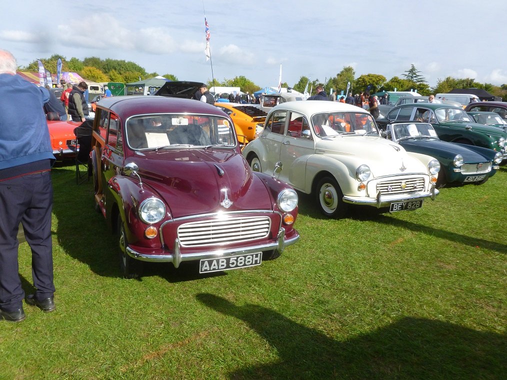 Kop Hill Minor Maroon Trav and saloon.JPG