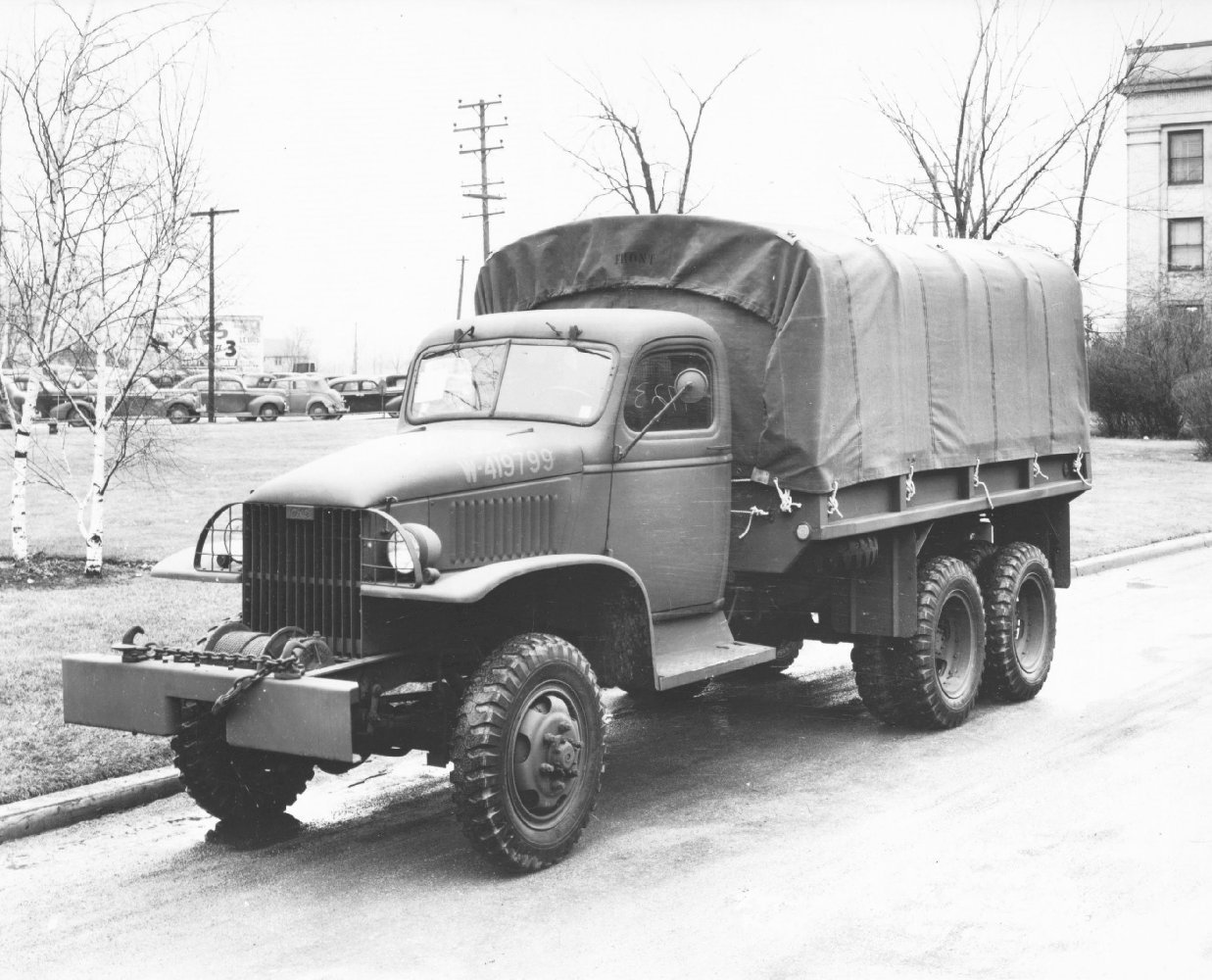 GMC_2_Half-ton_6x6_Truck.jpg