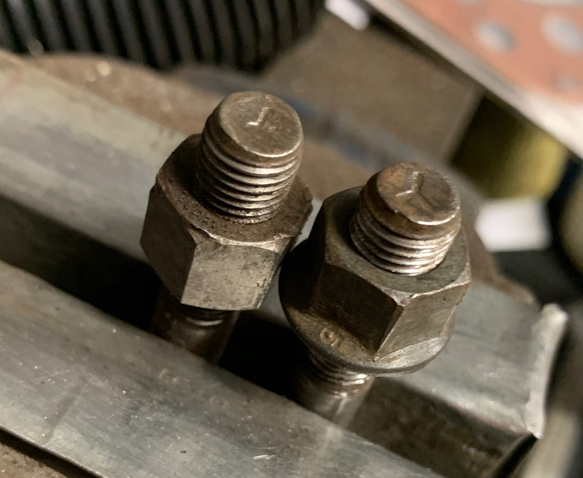 head bolt.jpg
