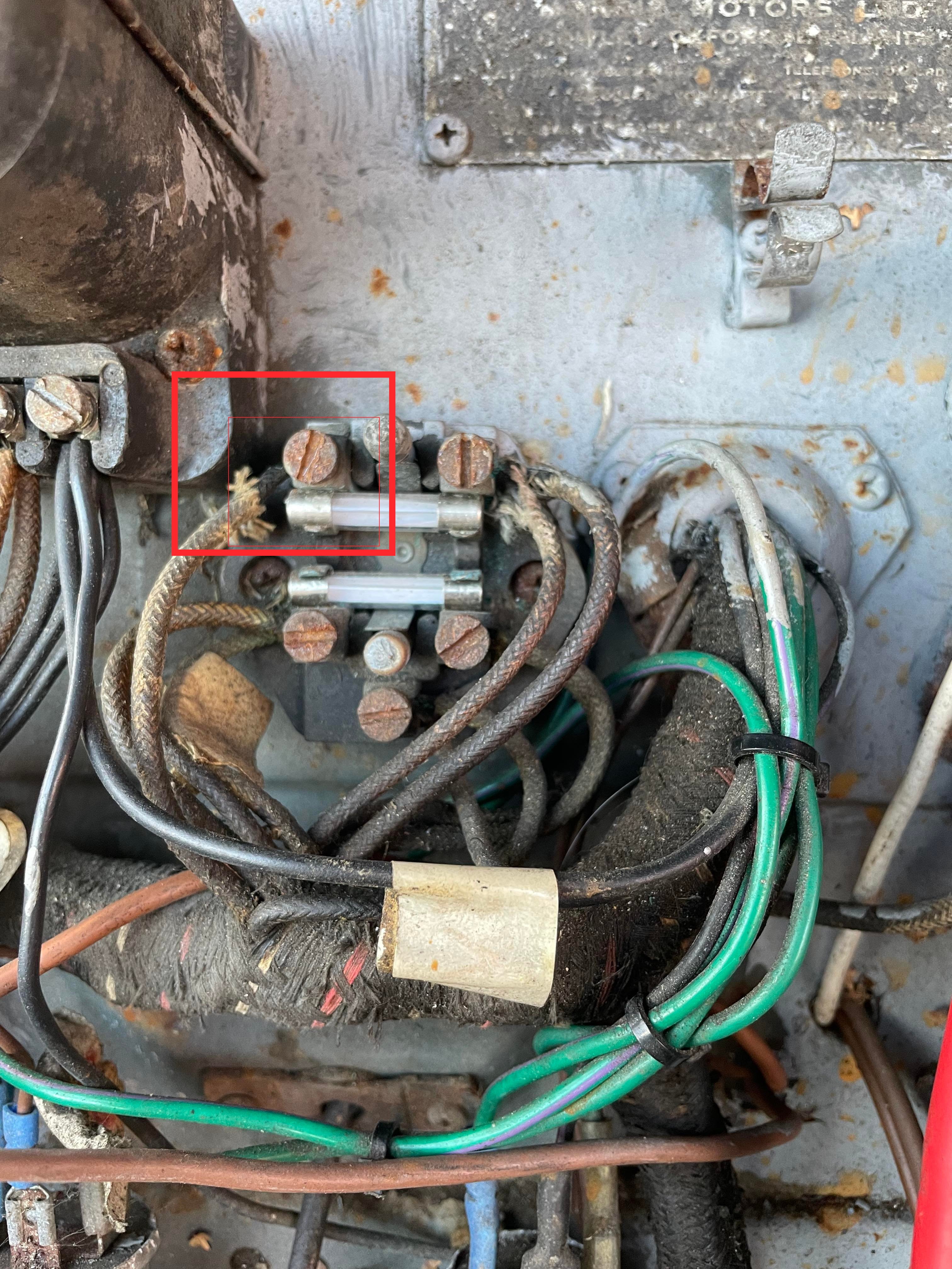 fusebox2.jpg