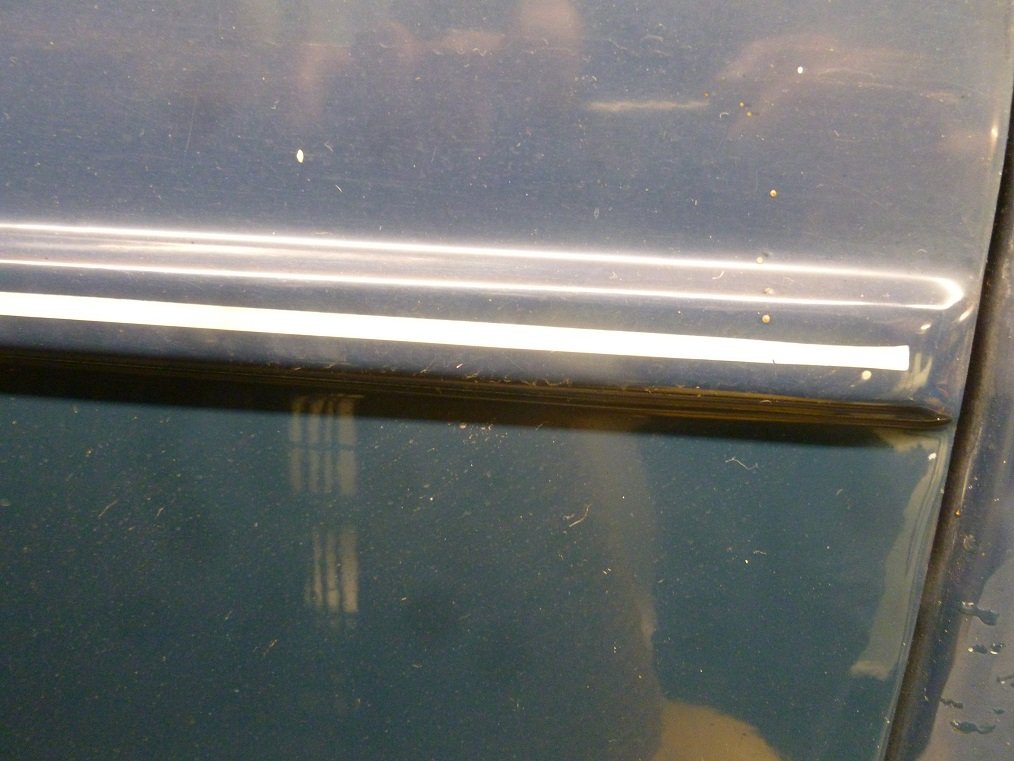 Trafalgar Blue with Pearl Grey coachline.JPG