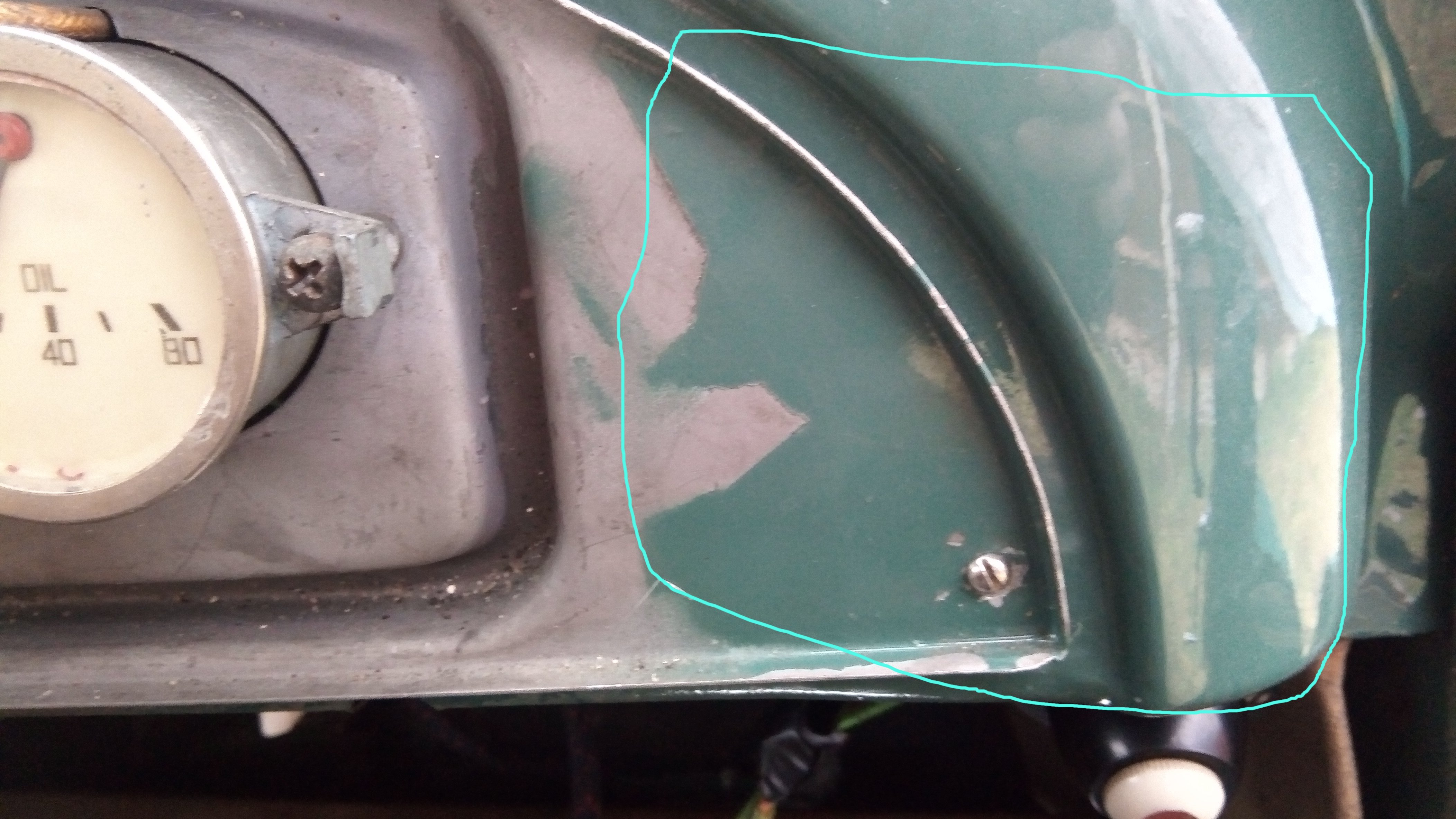 Location of wiper motor mounting bracket.jpg