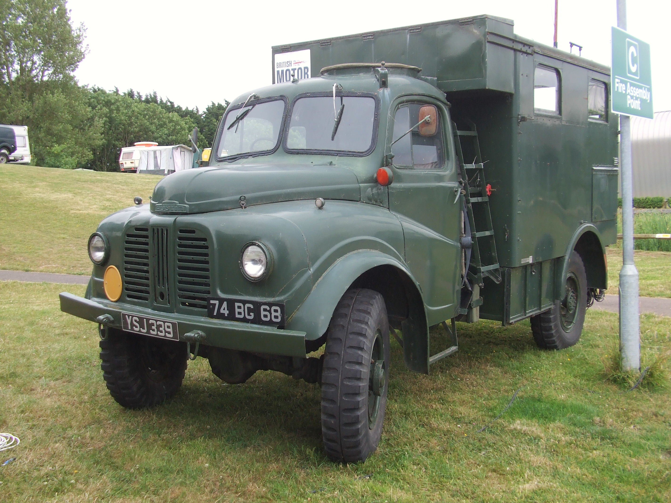 Bedford military truck 1.JPG