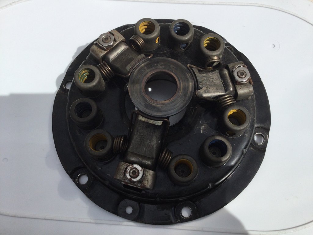 Spitfire 4 mk2 clutch cover.JPG