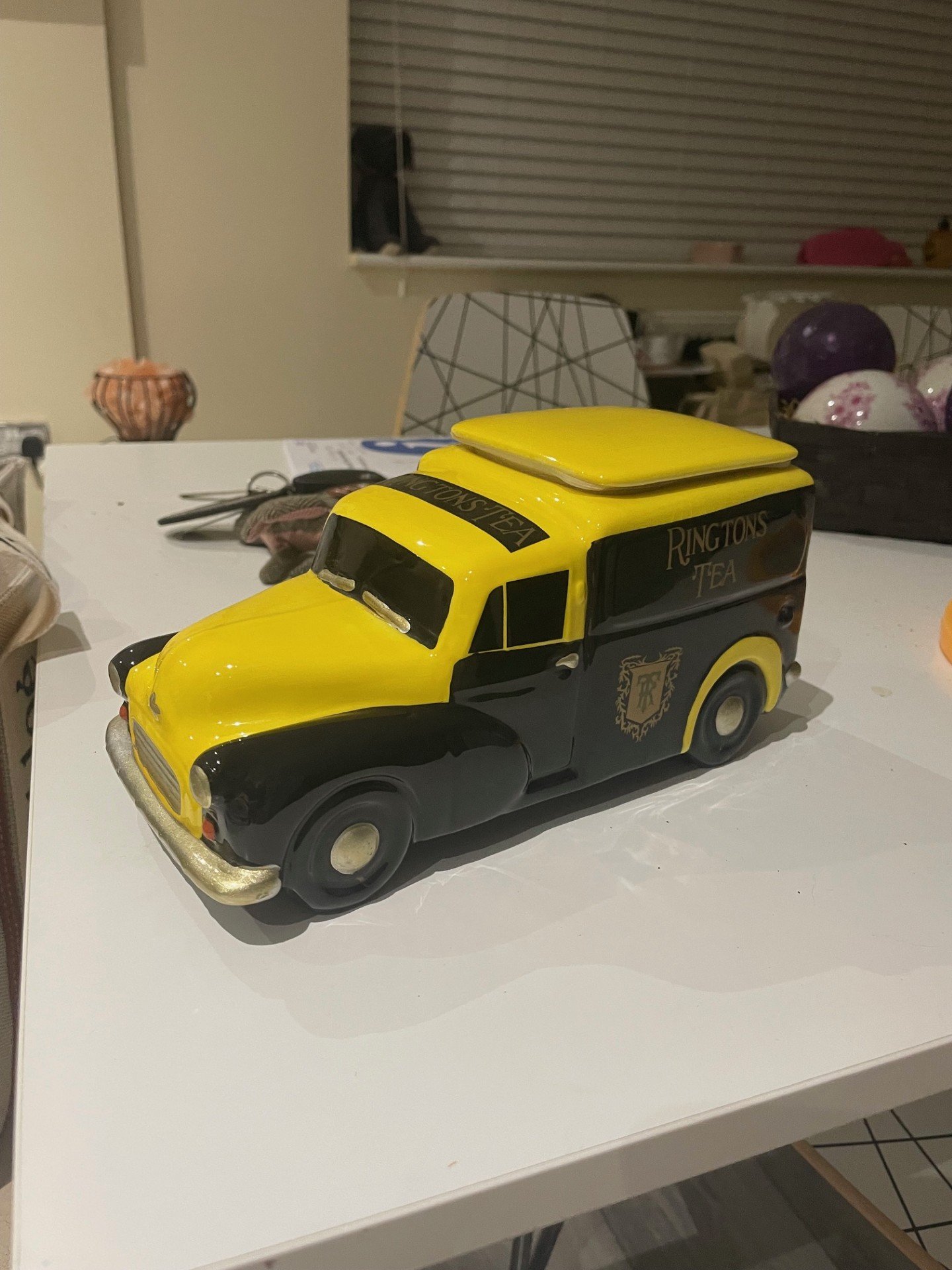 ringtons van.jpg
