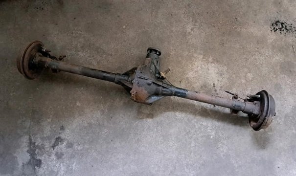 MM_Rear_Axle.jpg