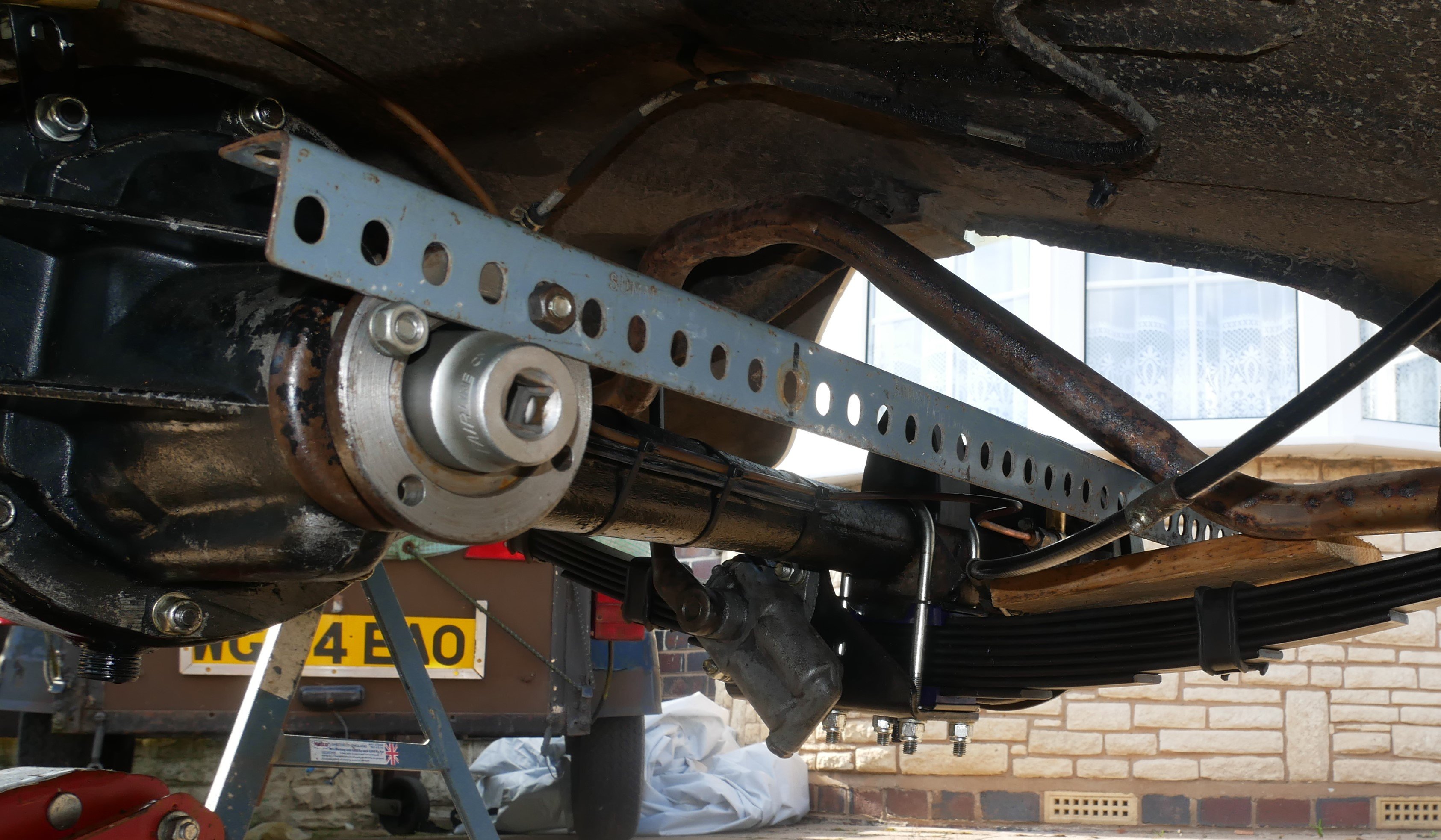Rear diff method for removing pinion nut copy.JPG