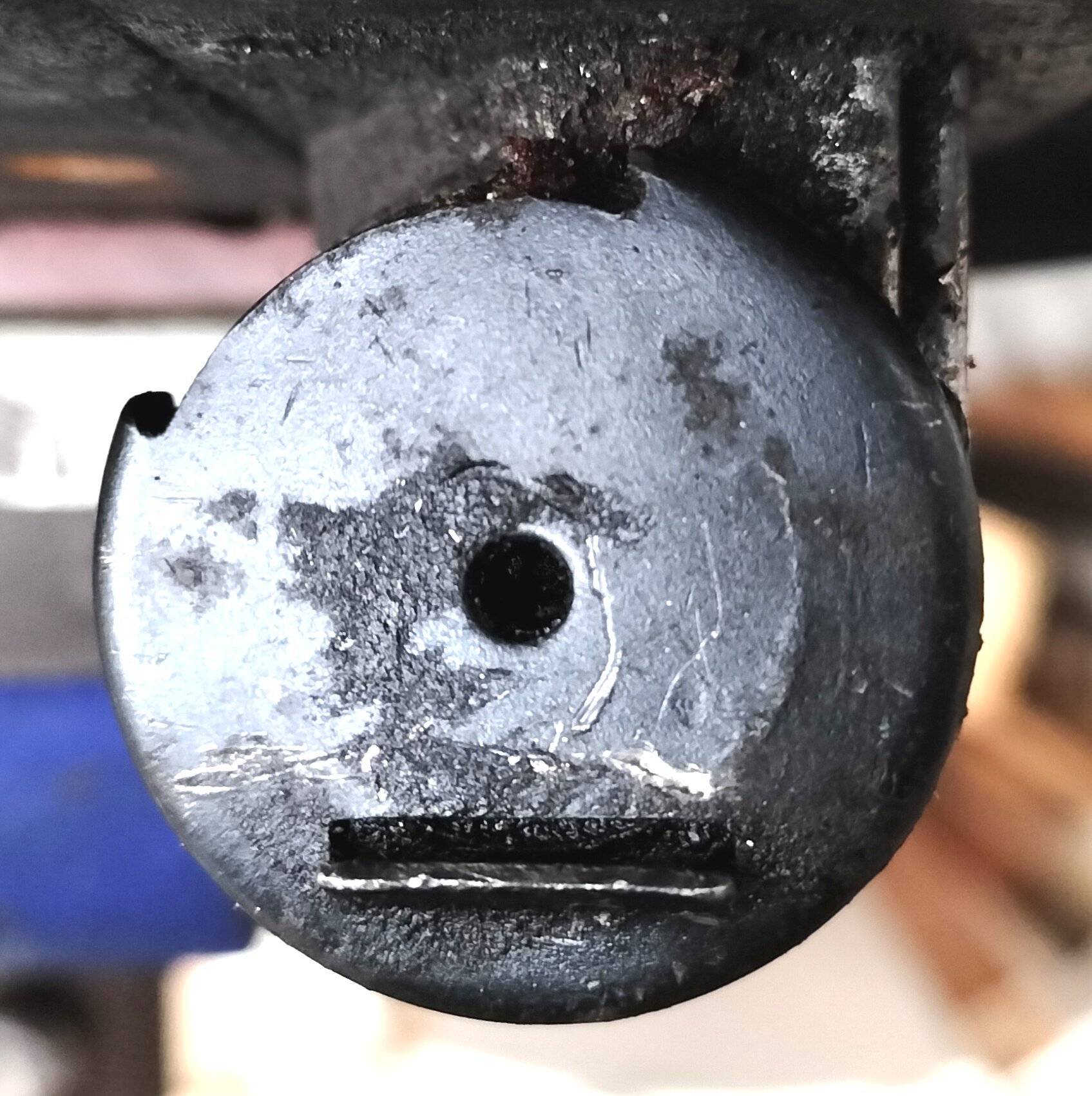 Wrong piston.jpg