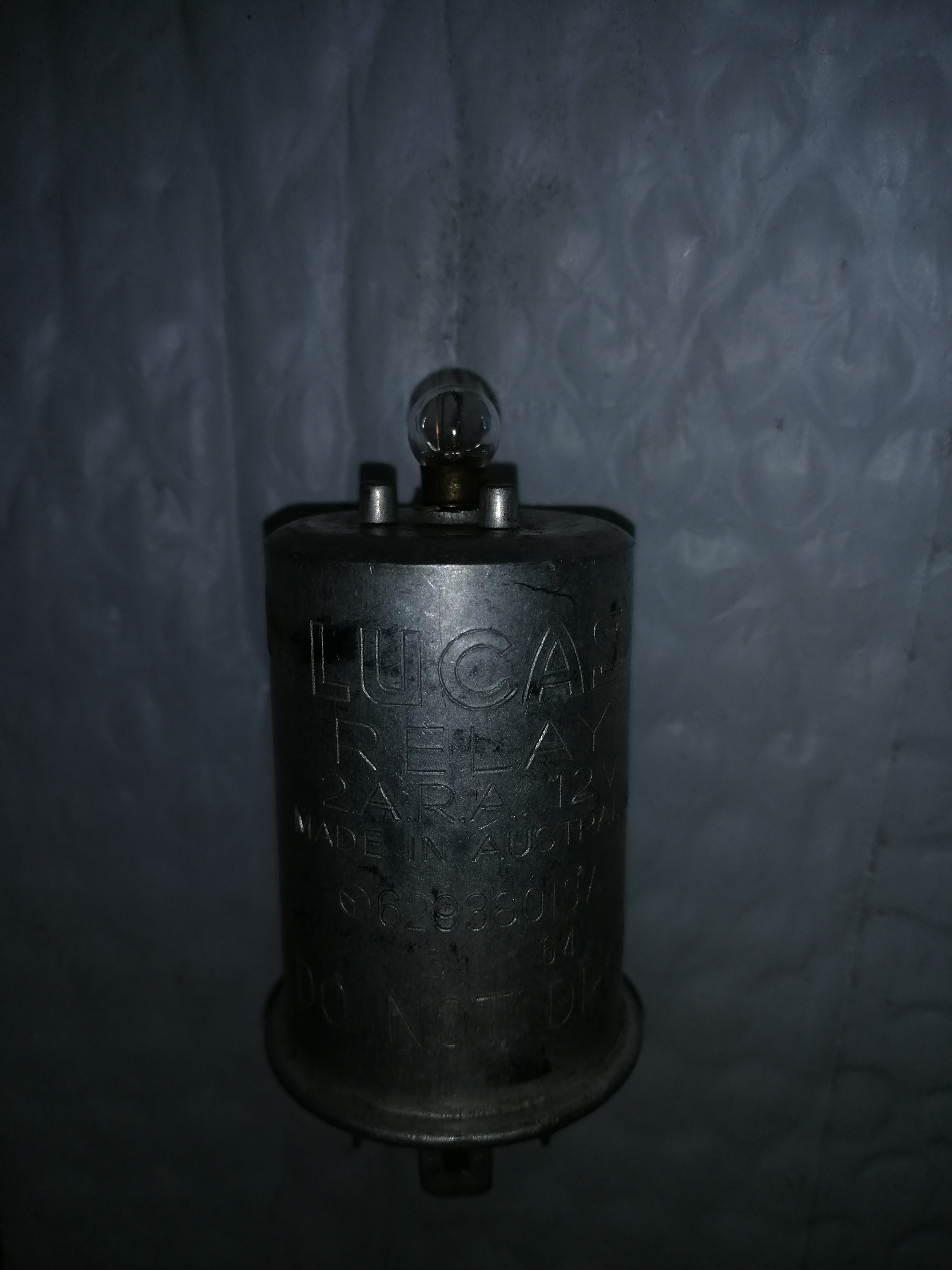 Flasher can with bulb.jpg
