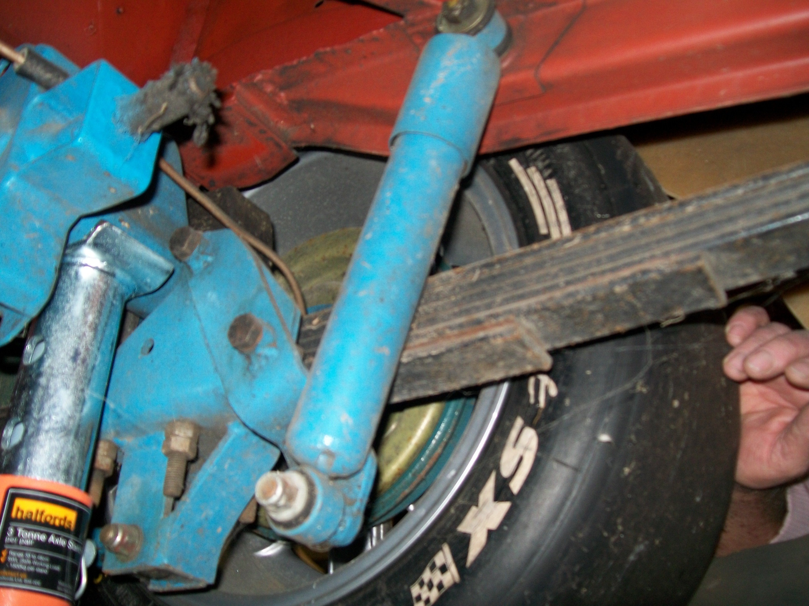 WDF rear dampers 1.JPG