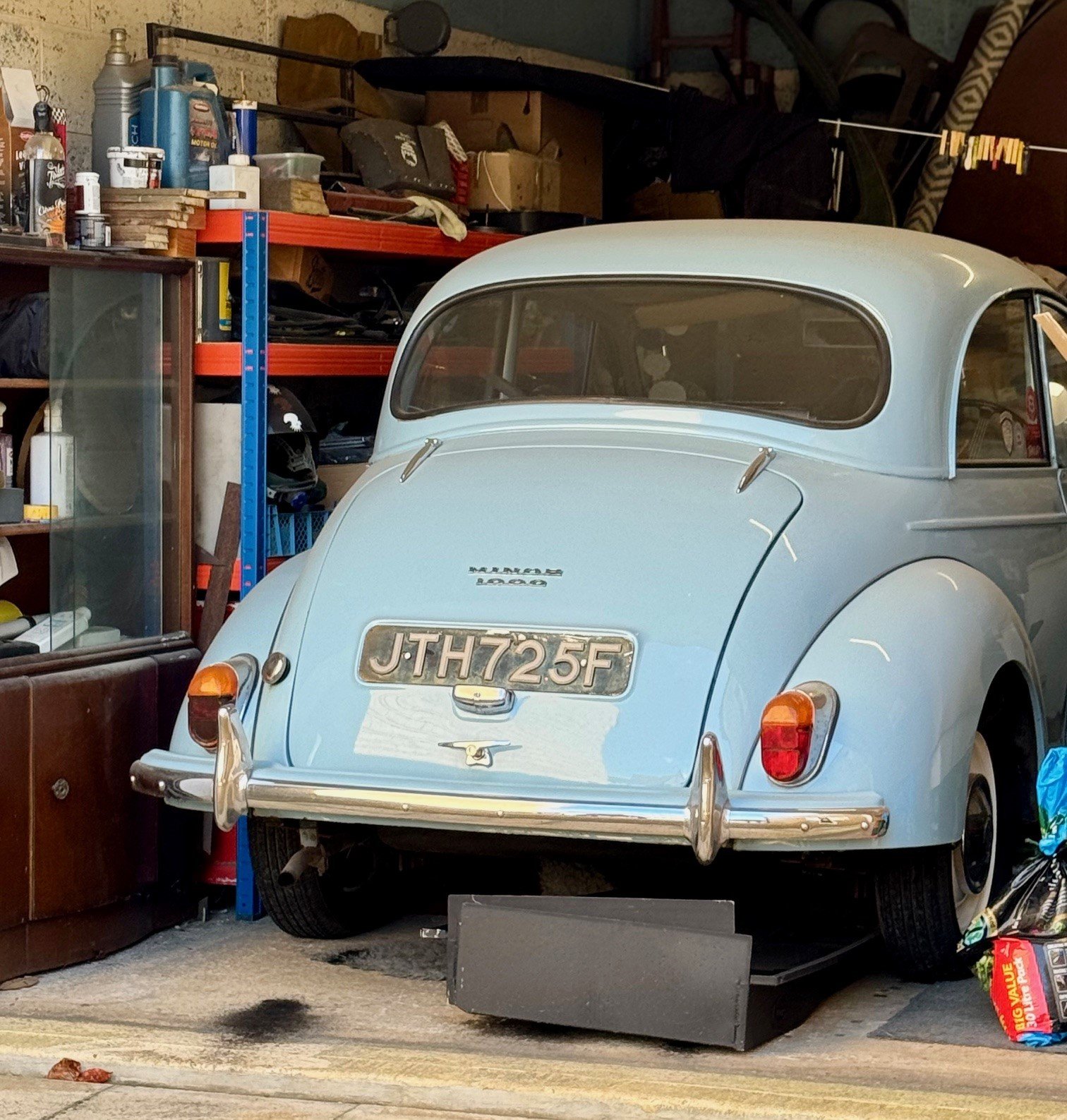 JTH725F GARAGED.jpg