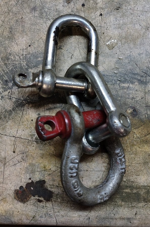 shackles.jpg