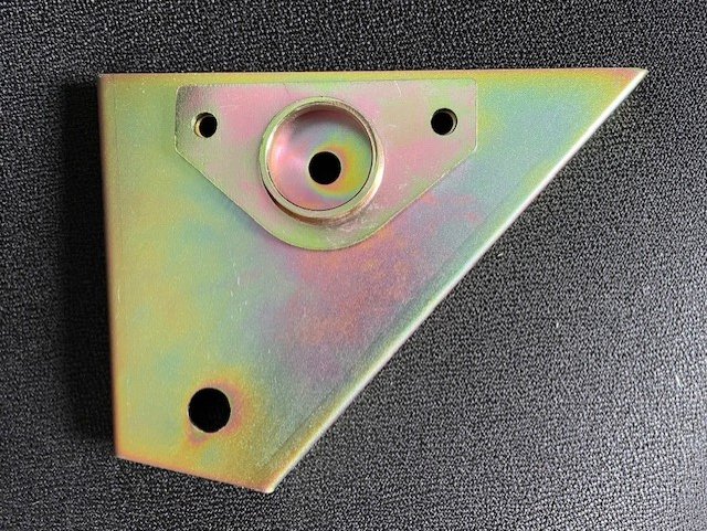 Shackle plate.jpg