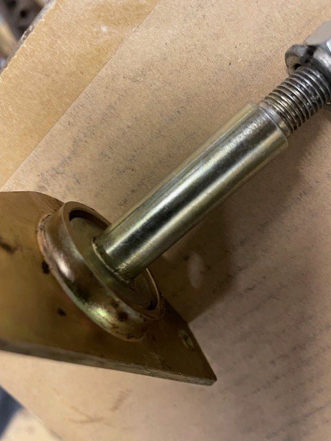 shackle pin 4.jpg