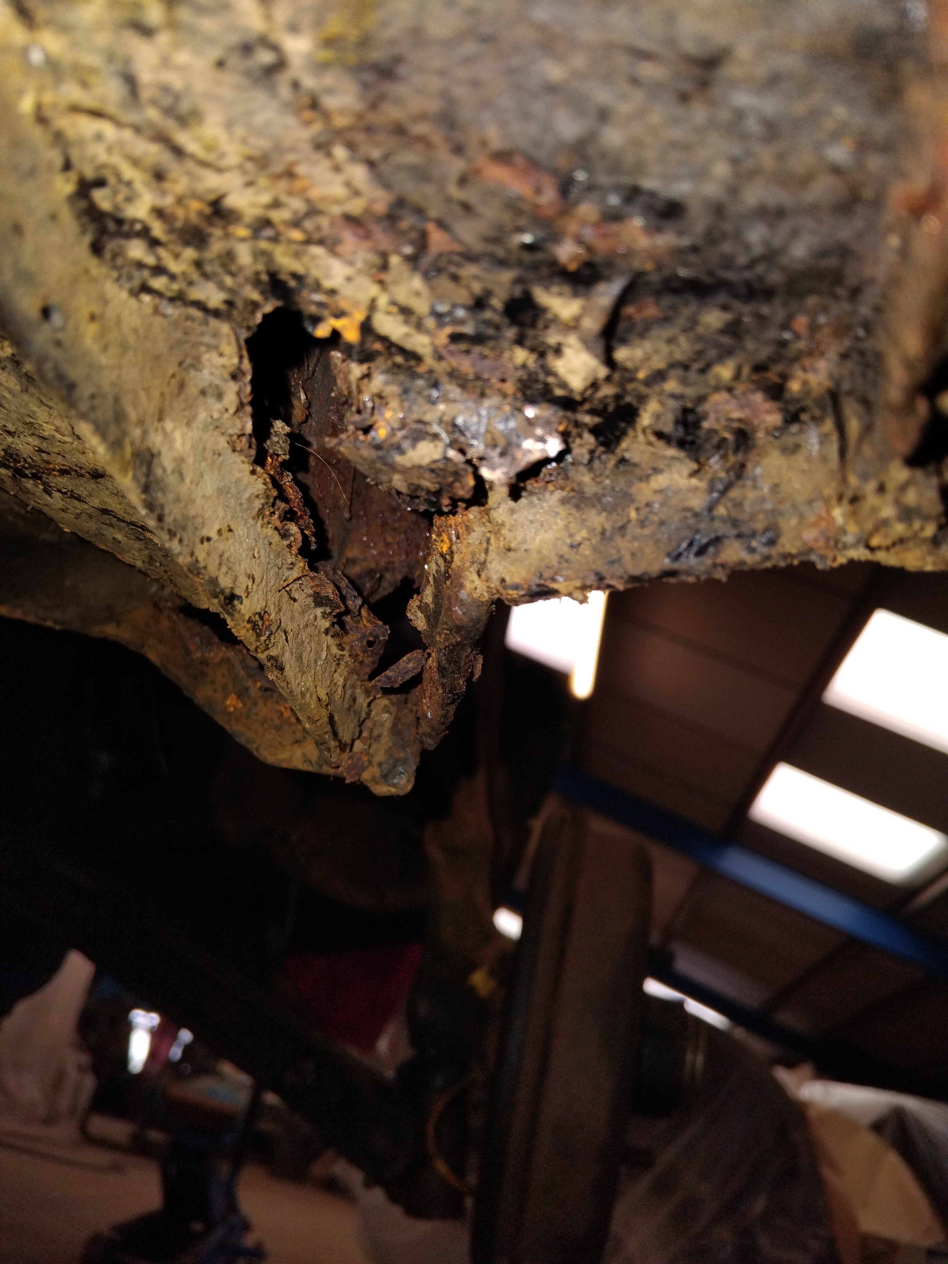 inner wing rust 3.jpg