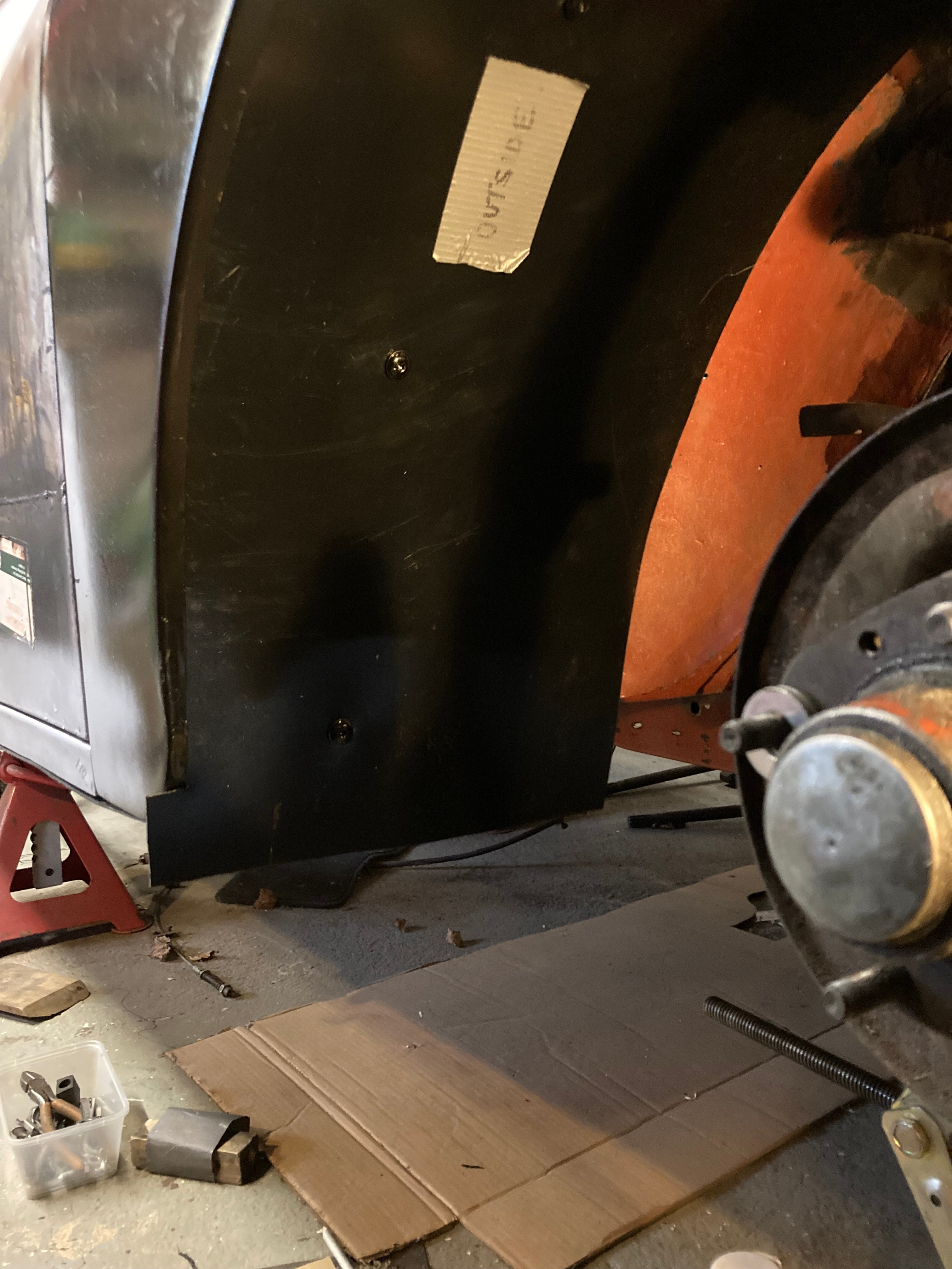 Wheel arch liner 1.JPG