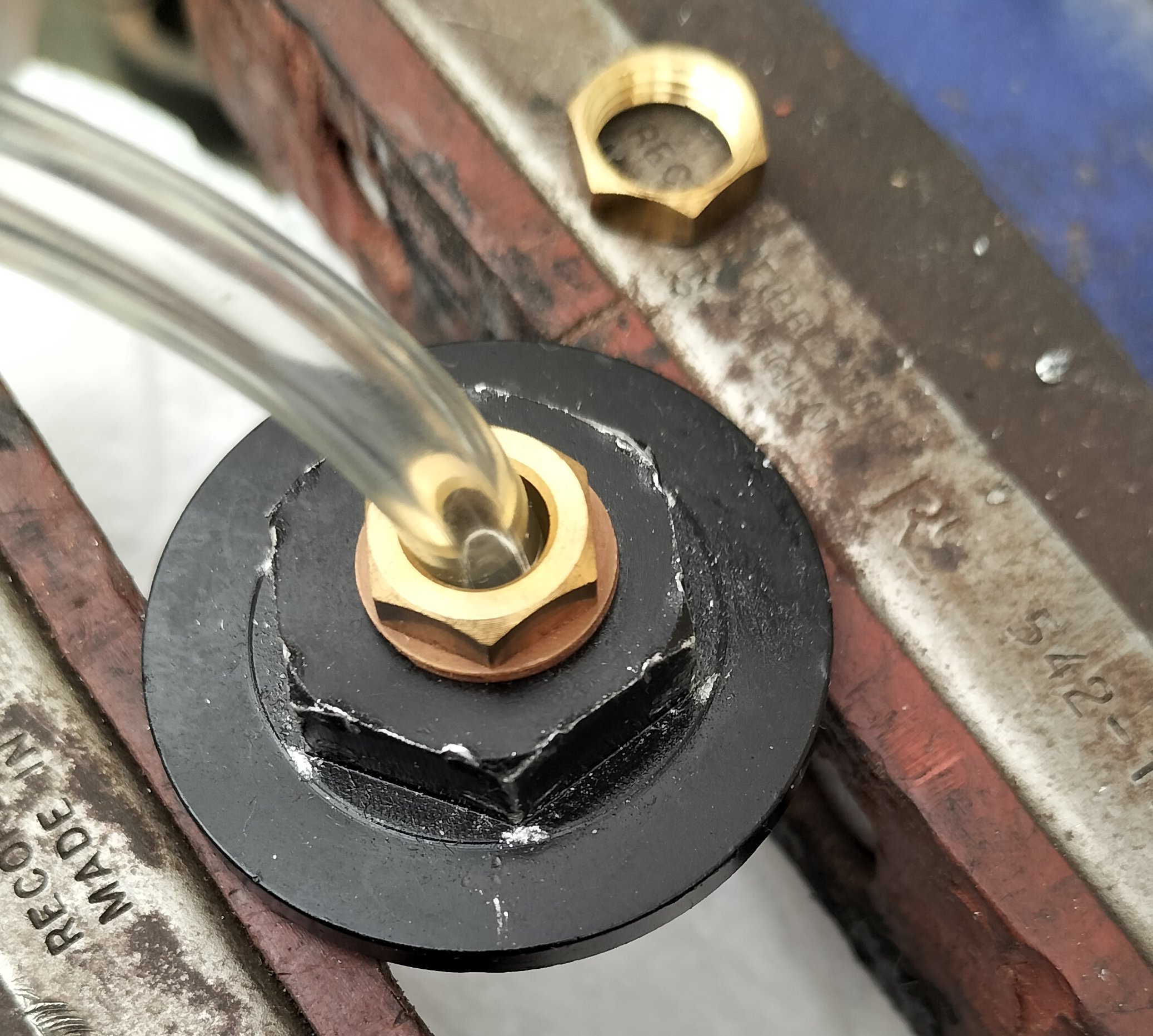 Gunson connector fitted.jpg