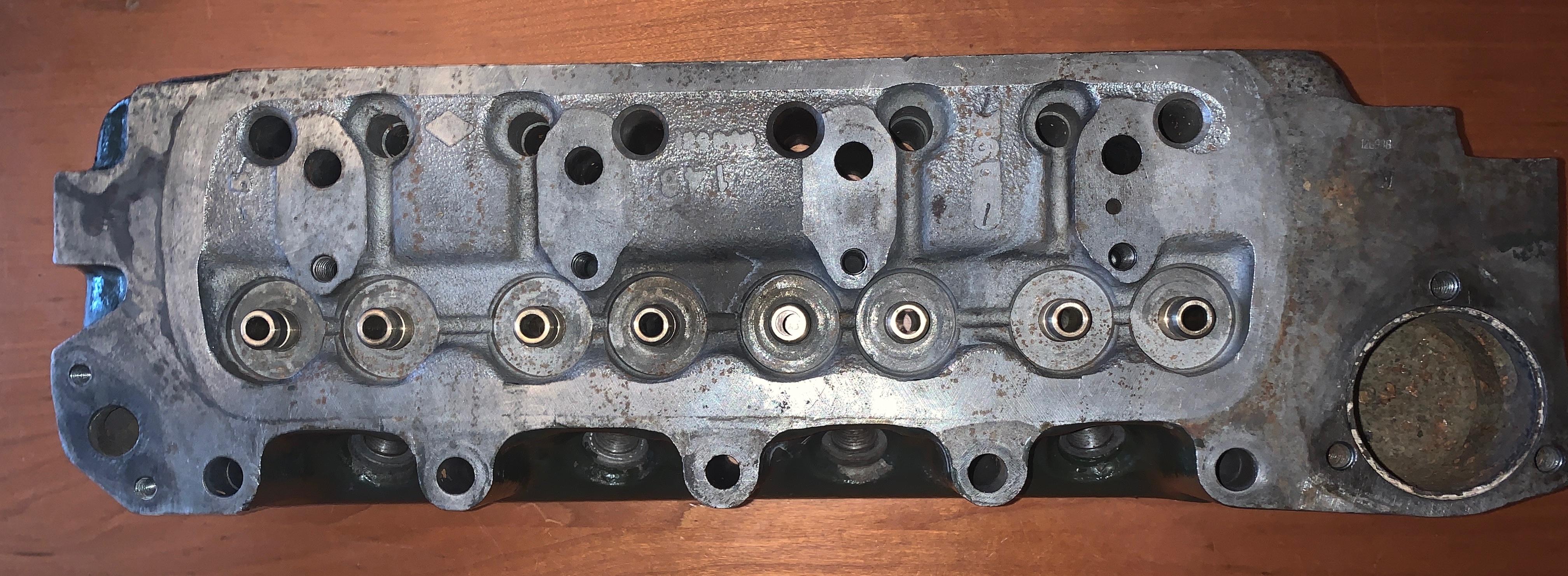 12G940 head