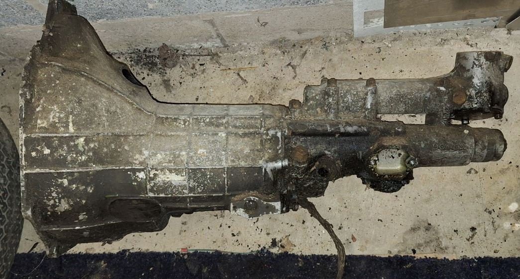 1098 Gearbox.JPG