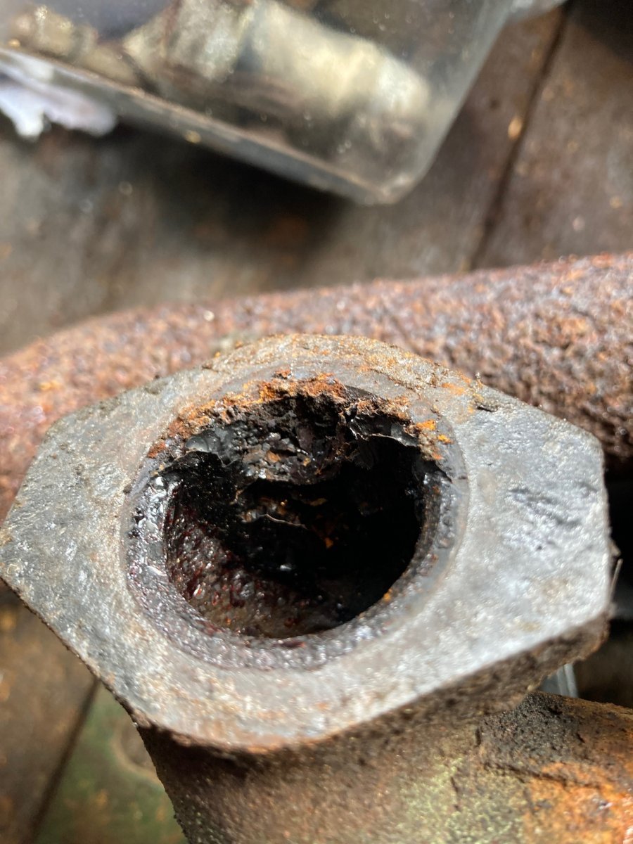 Manifold inlet.jpg