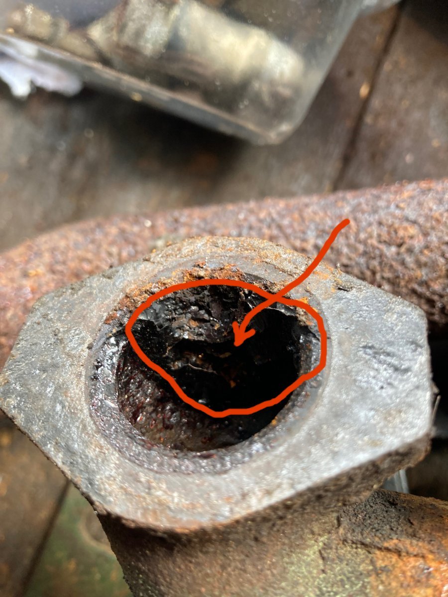 Manifold inlet edit.jpg