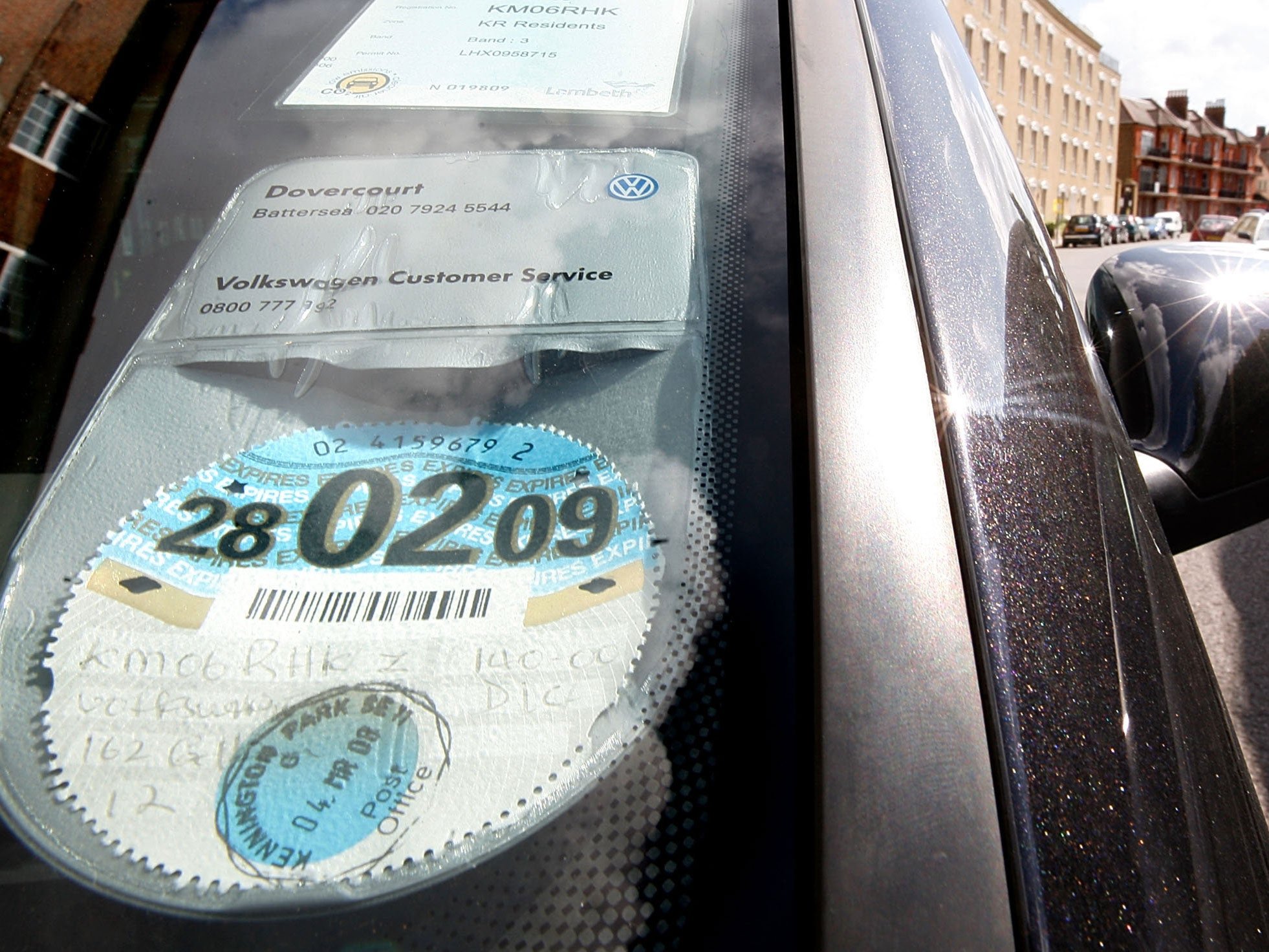 v2-Tax-disc.jpg