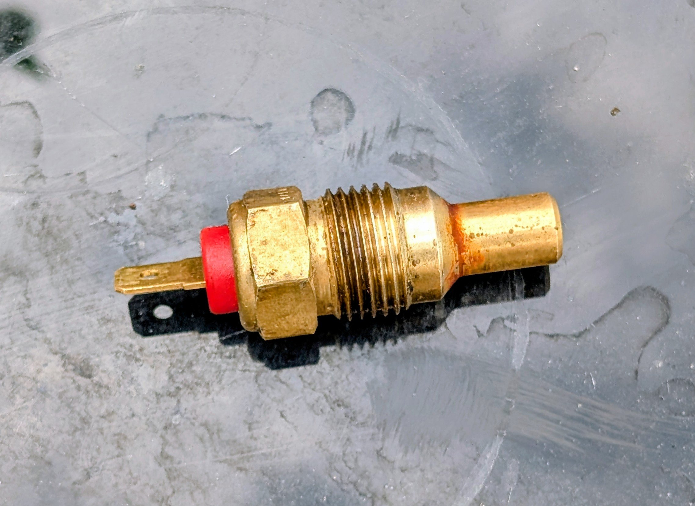 Temperature sender/sensor
