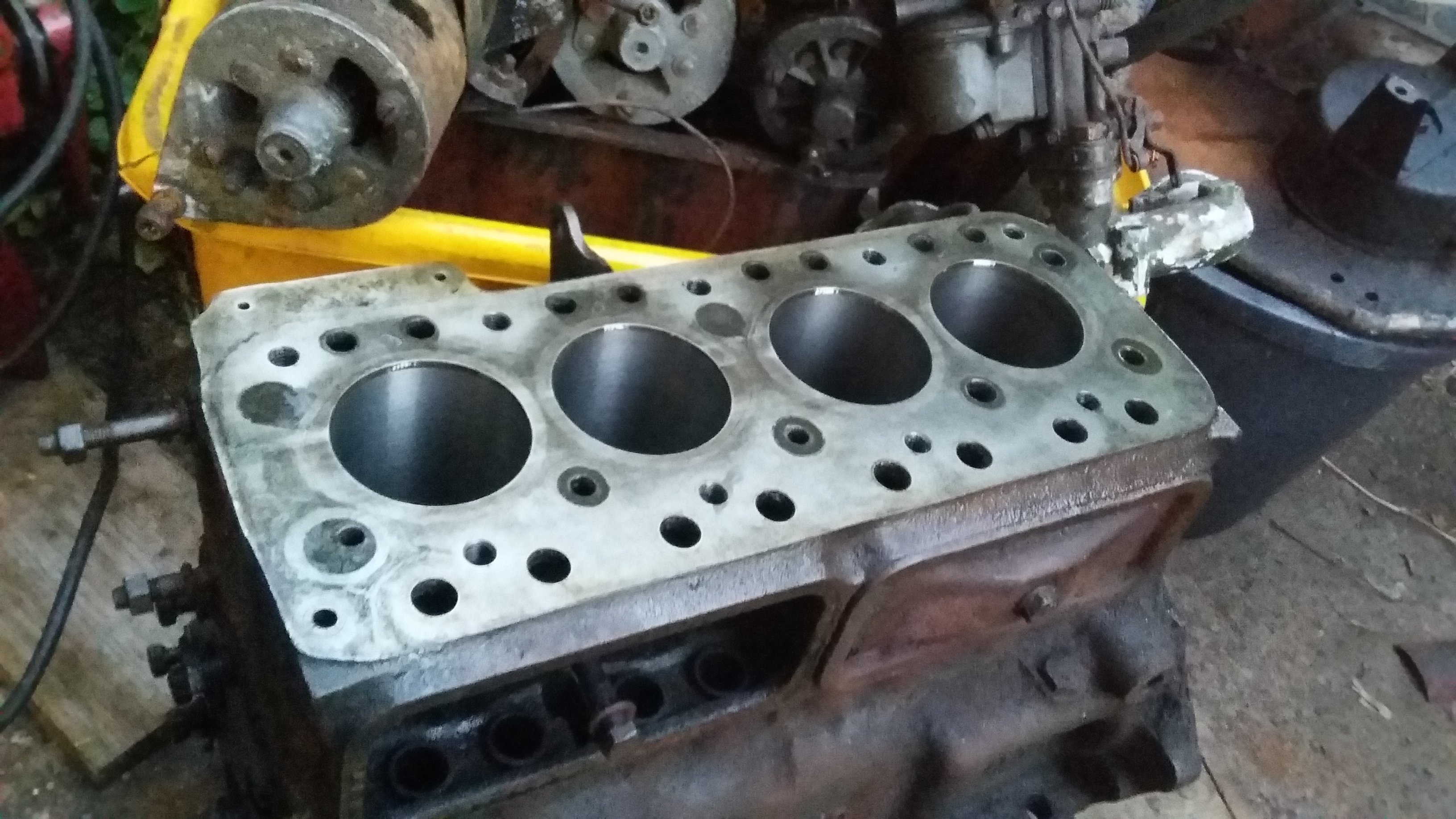 Britmo Engine (10).jpg