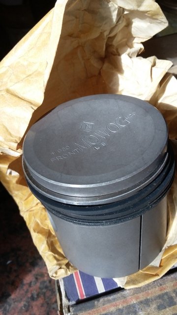 Piston.jpg
