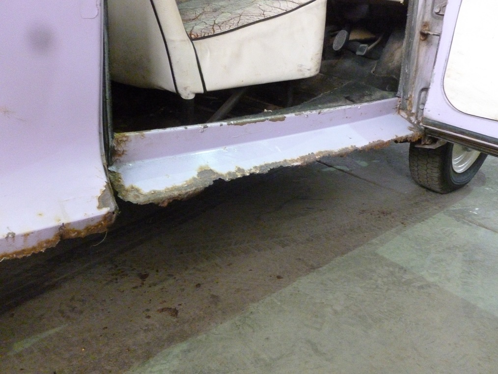 1000318 rh sill.JPG