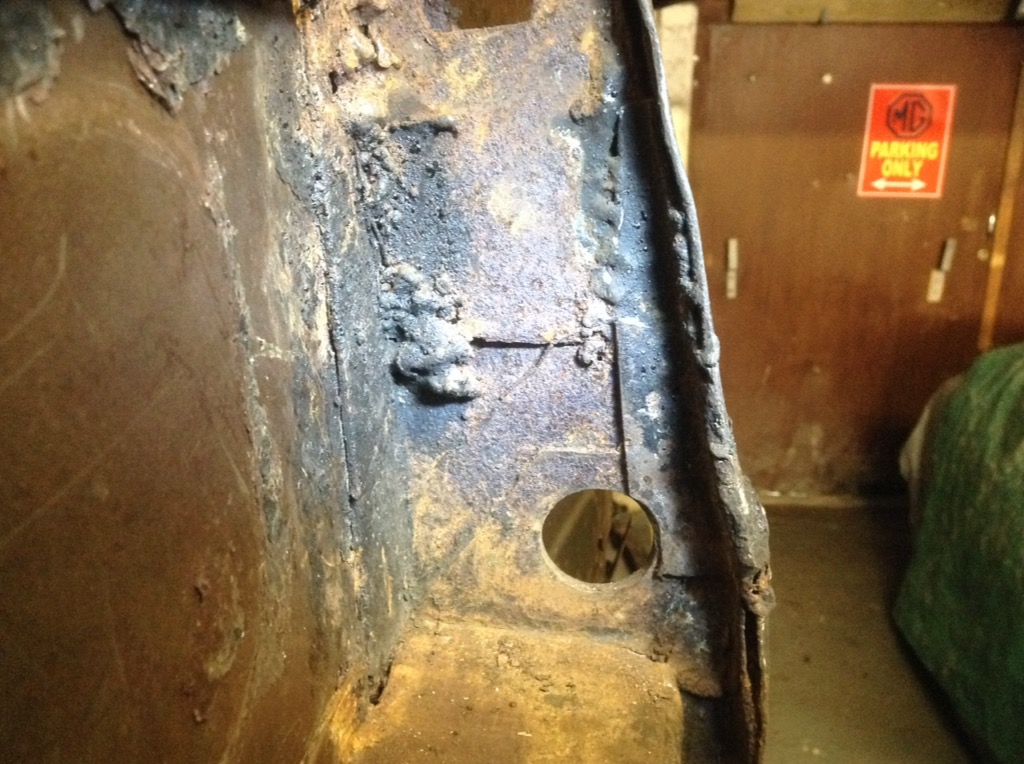 near side torsion mount has lots of patches..