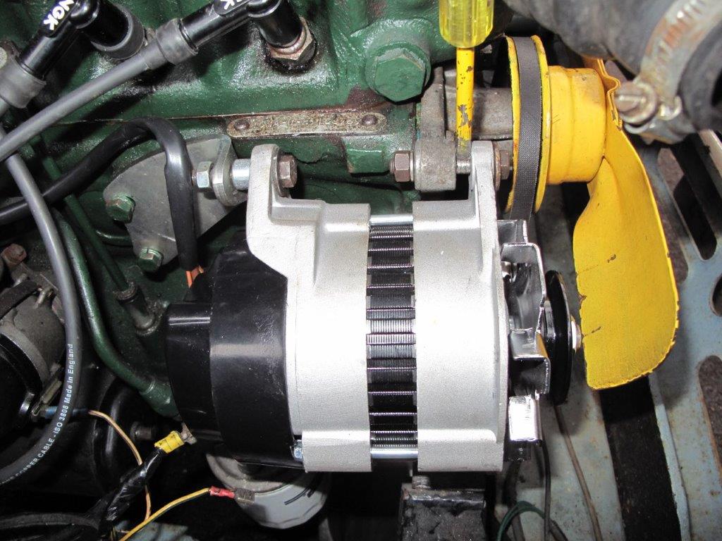 Fan blade close to alternator nut