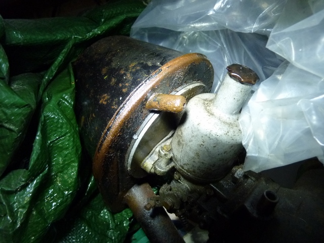 Air filter housing (640x480).jpg