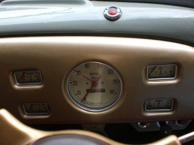 MM dash - custom 4-small-gauges.jpg