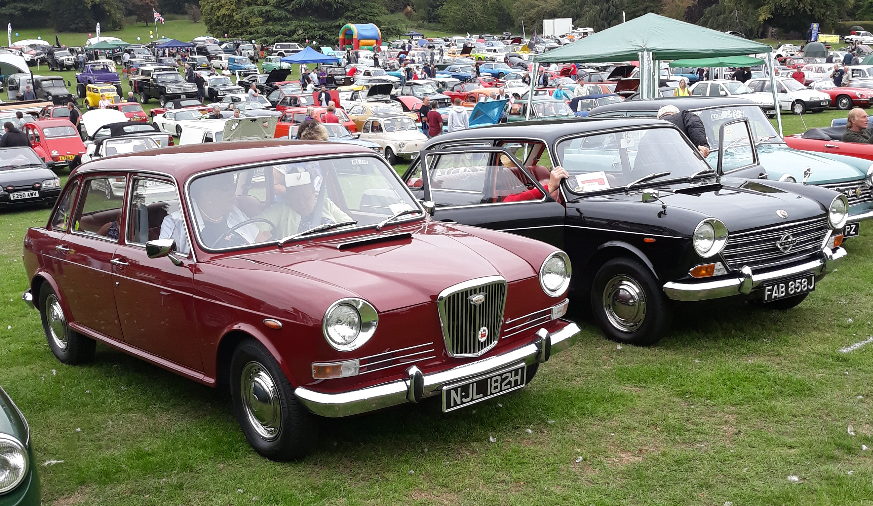 Landcrabs! Wolseley 18/85 &amp; Morris 1800