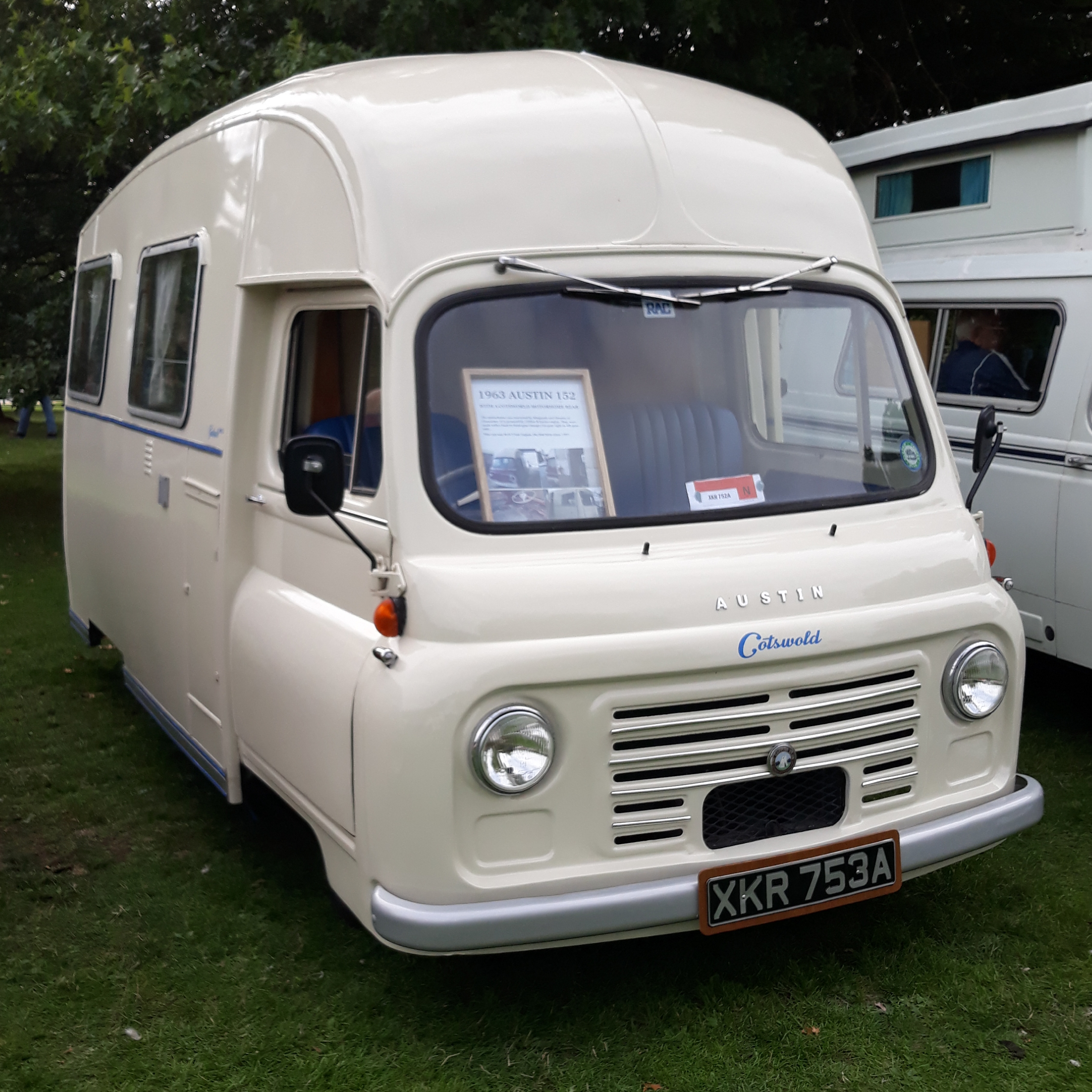 1961 Austin 152 (aka Morris J2) Cotswolder motor-home.