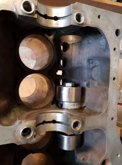Camshaft bearing.JPG